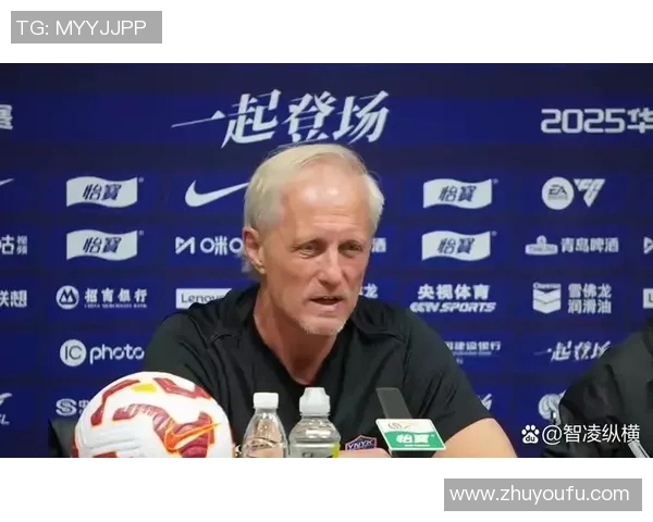 球队状态低迷:球员故意摆烂求离队未果,交易窗口关闭后主教练主动化解更衣室紧张矛盾 球队状态低迷:球员故意摆烂求离队未果,交易窗口关闭后主教练主动化解更衣室紧张矛盾